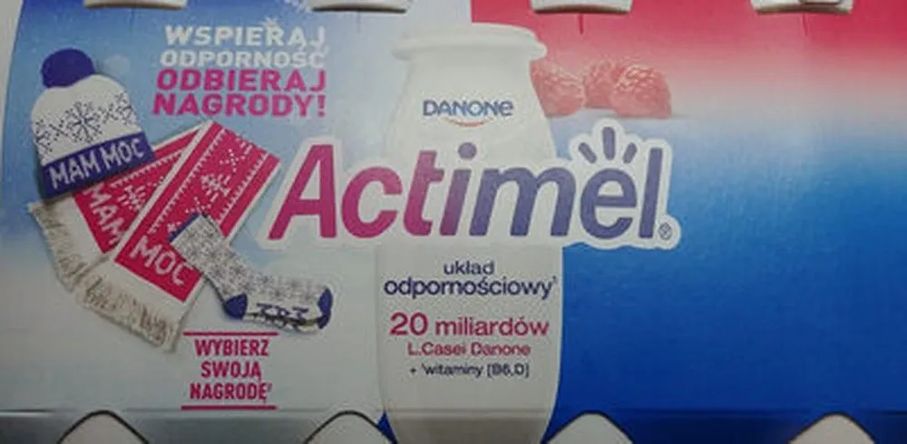 Actimel Napój jogurtowy o smaku malinowym 800 g (8 x 100 g)